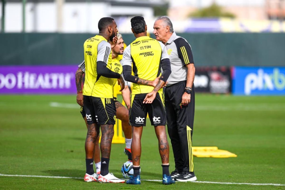 TITE COMANDOU PENÚLTIMO TREINO DO FLAMENGO NOS EUA DURANTE A MANHÃ DESTA SEGUNDA-FEIRA